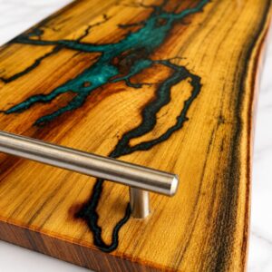 Acacia Serving Tray with Epoxy Resin – Sparkly Green Lightning